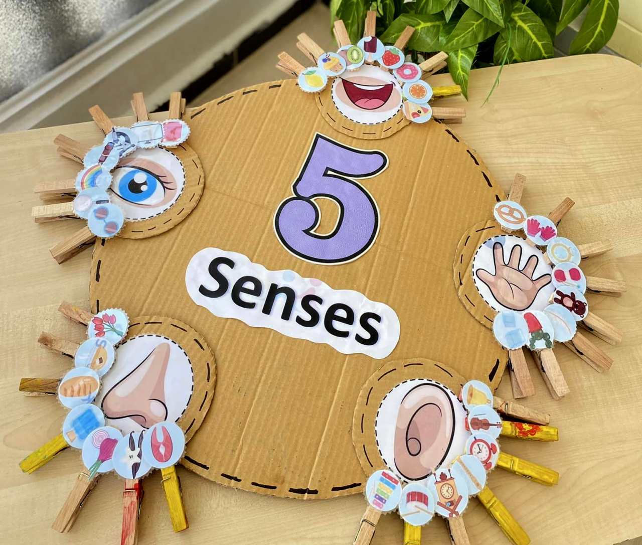 5 Senses Sorting Game With Clothespins. Teachersmag pertaining to Printable 5 Senses Art And Craft Activities